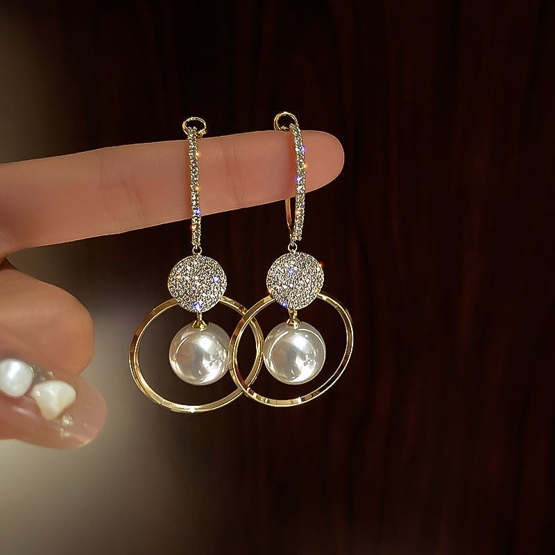 Luxe Oorbellen met Gekweekte Parels en Zirkonia's