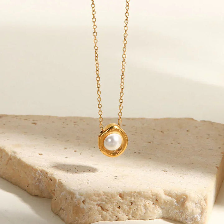 Vergulde zoutwaterparelketting